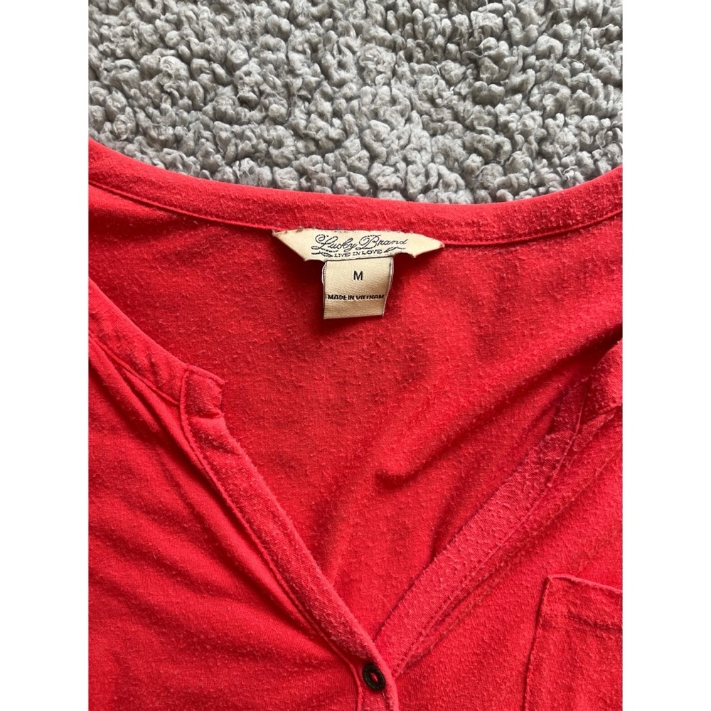 Lucky Brand Medium Red Coral Burnt Orange 3/4 Pinned Sleeves Boho Top. - Picture 2 of 5